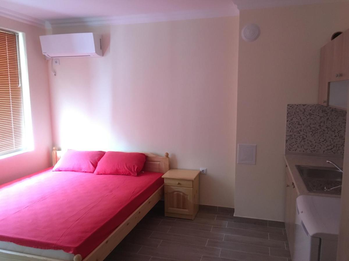 Rent Apartments Martin Beach Pomorie Buitenkant foto